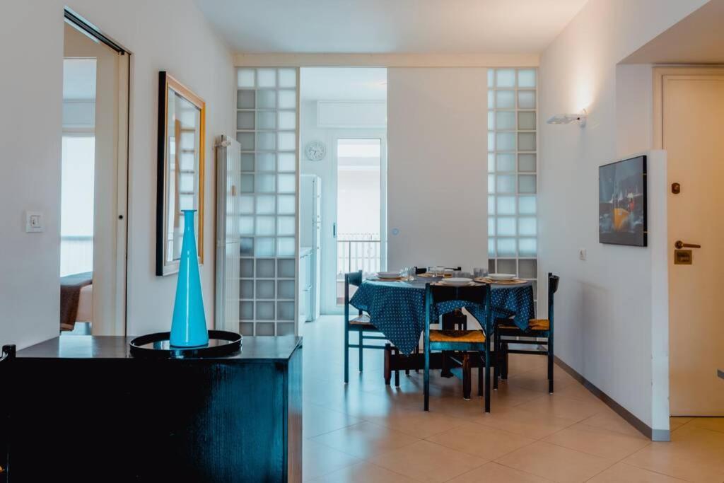Grand Central Ventimiglia - Wifi & Parking Exterior foto